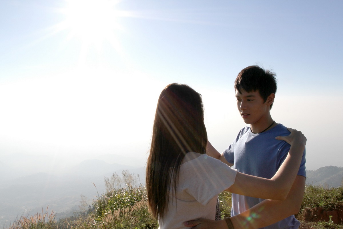 เฟิร์ส เลิฟ (First Love)
