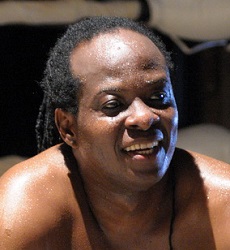 Amidu Johnson Musah (โจอี้ เชิญยิ้ม)