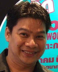 ชูเกียรติ เอี่ยมสุข (นุ้ย เชิญยิ้ม) (พากย์เสียง)