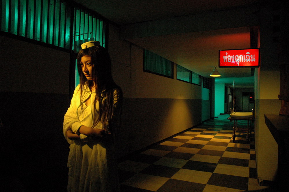 สวยลากไส้ (Sick Nurses)
