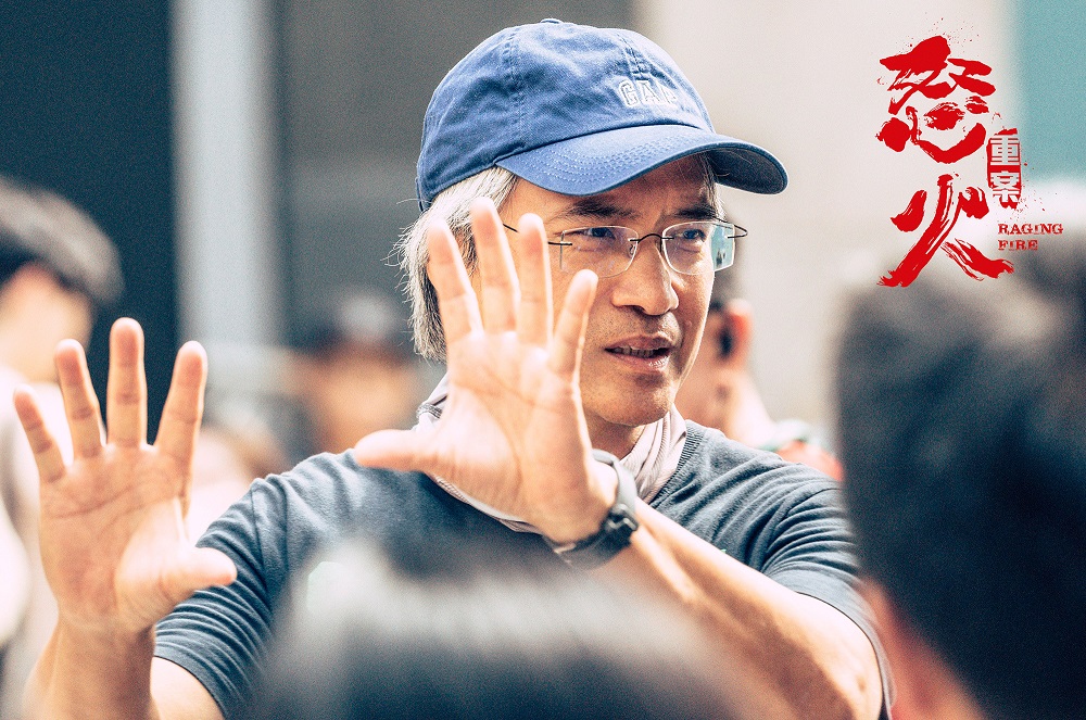 30 ปี “เบนนี ชาน” ผู้กำกับสายแอ็กชันอันดับหนึ่งของวงการหนังฮ่องกง จากเรื่องแรก “ผู้หญิงข้าใครอย่าแตะ” สู่ “Raging Fire โคตรเดือดฉะเดือด” เรื่องสุดท้าย “ดอนนี เยน VS เซียะถิงฟง” ร่วมปิดตำนาน “ความมันส์ระห่ำเดือด”