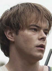 ชาร์ลี ฮีตัน (Charlie Heaton)
