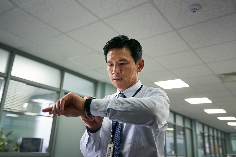 รีวิวแรงสะเทือนถึงไทย! “The Point Men ล็อคเป้าตาย ค่าไถ่หยุดโลก” มหึมาความมันส์ครั้งใหม่ “ฮวังจองมิน” แท็กทีม “ฮยอนบิน” และ “คังกียอง” ร่วมชิงตัวประกันสนั่นโลก 23 กุมภาพันธ์นี้ ในโรงภาพยนตร์