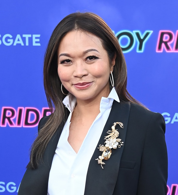 เสน่ห์เอเชียนแซ่บทั่วโลก! เปิดใจ “อเดล ลิม” ผู้เขียนบท “Crazy Rich Asians” ขึ้นแท่นผู้กำกับครั้งแรกใน “Joy Ride แก๊งตัวเจ๊ เฟียสกีข้ามโลก” ภาพยนตร์คอมเมดี้ออฟเดอะเยียร์รั่วเต็มร้อยเสวเรตฮา 6 กรกฎาคมนี้ ในโรงภาพยนตร์