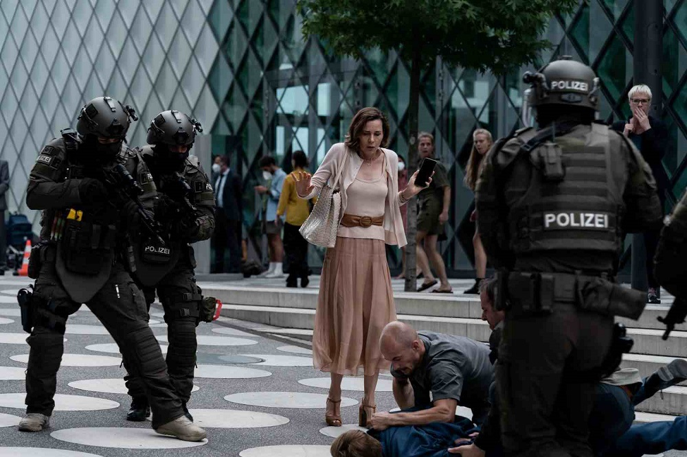 กระแสแรงเบรกไม่อยู่! “Retribution เหยียบระห่ำ ดับโคตรแค้น” การกลับมาของ “เลียม นีสัน” ที่มันส์สุด ระห่ำสุด เดือดสุด วันนี้ ในโรงภาพยนตร์
