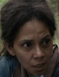 ฮัลลี เบอร์รี (Halle Berry)