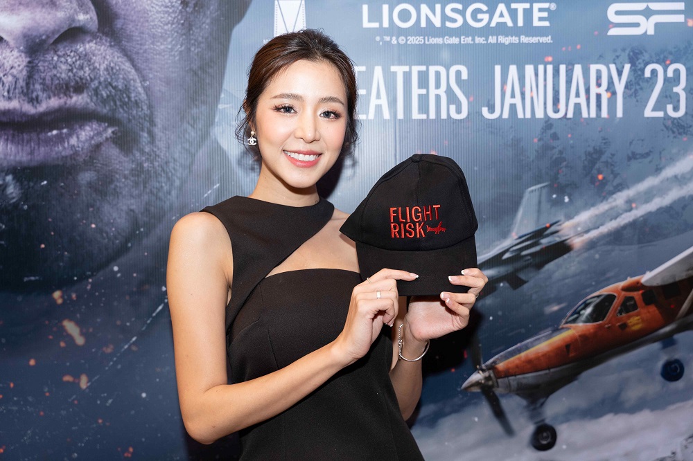 เดือดสุดบนน่านฟ้า ลุ้นตัวเกร็งจนนั่งไม่ติดเบาะ “Flight Risk นรกยึดไฟลต์” รอบปฐมทัศน์การันตี “หนังแอ็กชันสุดเร้าใจที่ไม่ควรพลาด” ฉายแล้ววันนี้ ในโรงภาพยนตร์