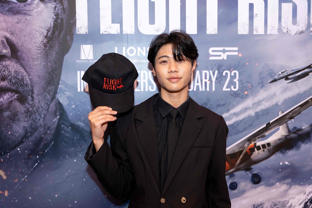 เดือดสุดบนน่านฟ้า ลุ้นตัวเกร็งจนนั่งไม่ติดเบาะ “Flight Risk นรกยึดไฟลต์” รอบปฐมทัศน์การันตี “หนังแอ็กชันสุดเร้าใจที่ไม่ควรพลาด” ฉายแล้ววันนี้ ในโรงภาพยนตร์