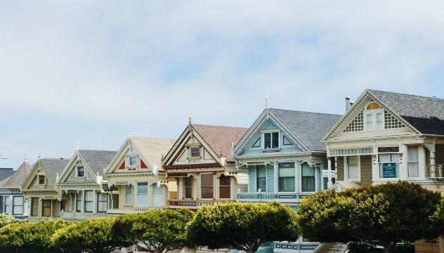 Row of Painted Ladies Houses