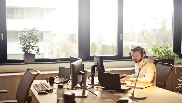 man taking a business call in a virtual call centre