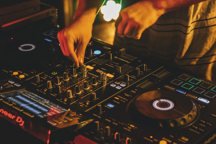 how to create a business plan for a nightclub