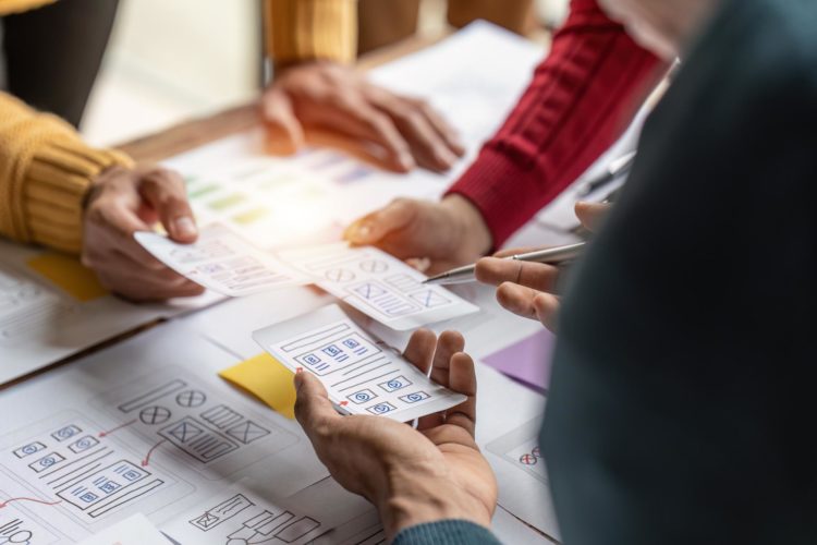 6 Tips for Boosting Your Conversions with Strategic Use of Website Imagery ( +Examples)