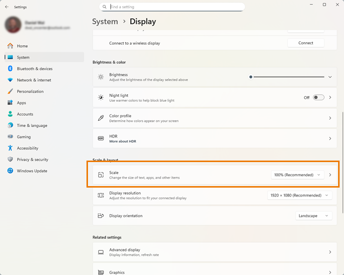Windows Display settings dialog box