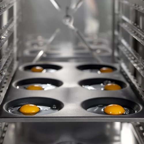 Zubehör - CombiSteam Gastronormöfen: Schale für 6 Eier HX