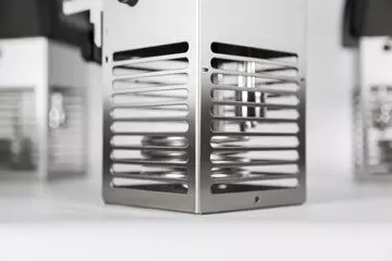 So reinigen Sie einen Sous-Vide-Garer