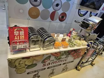 Food Service Fair: The importance of nutrition in schools