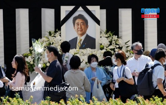 சற்று முன் ஆரம்பமான ஷின்ஷோ அபேவின் இறுதி சடங்கு!