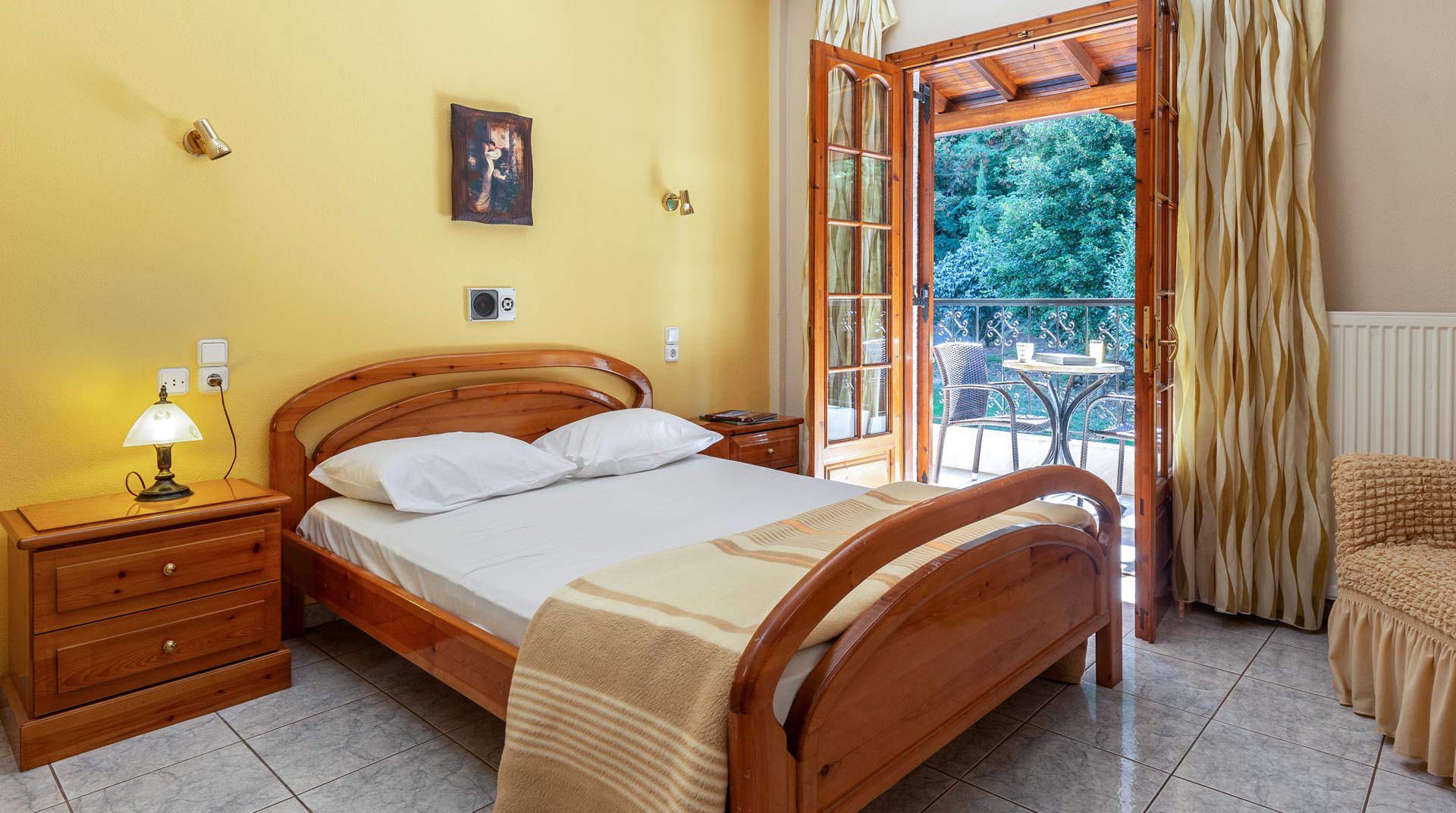 San Giorgio Villa, Bedroom with balcony in the garden