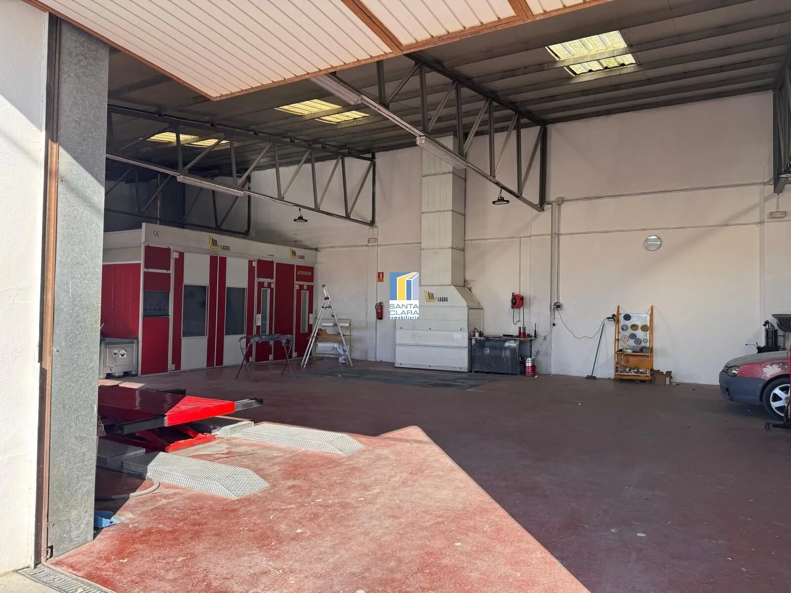 TALLER MECÁNICO EN FUNCIONAMIENTO PARA VENTA O ALQUILER EN MORALES DE TORO, ZAMORA. - Inmobiliaria Santa Clara en Zamora - Miniatura 3