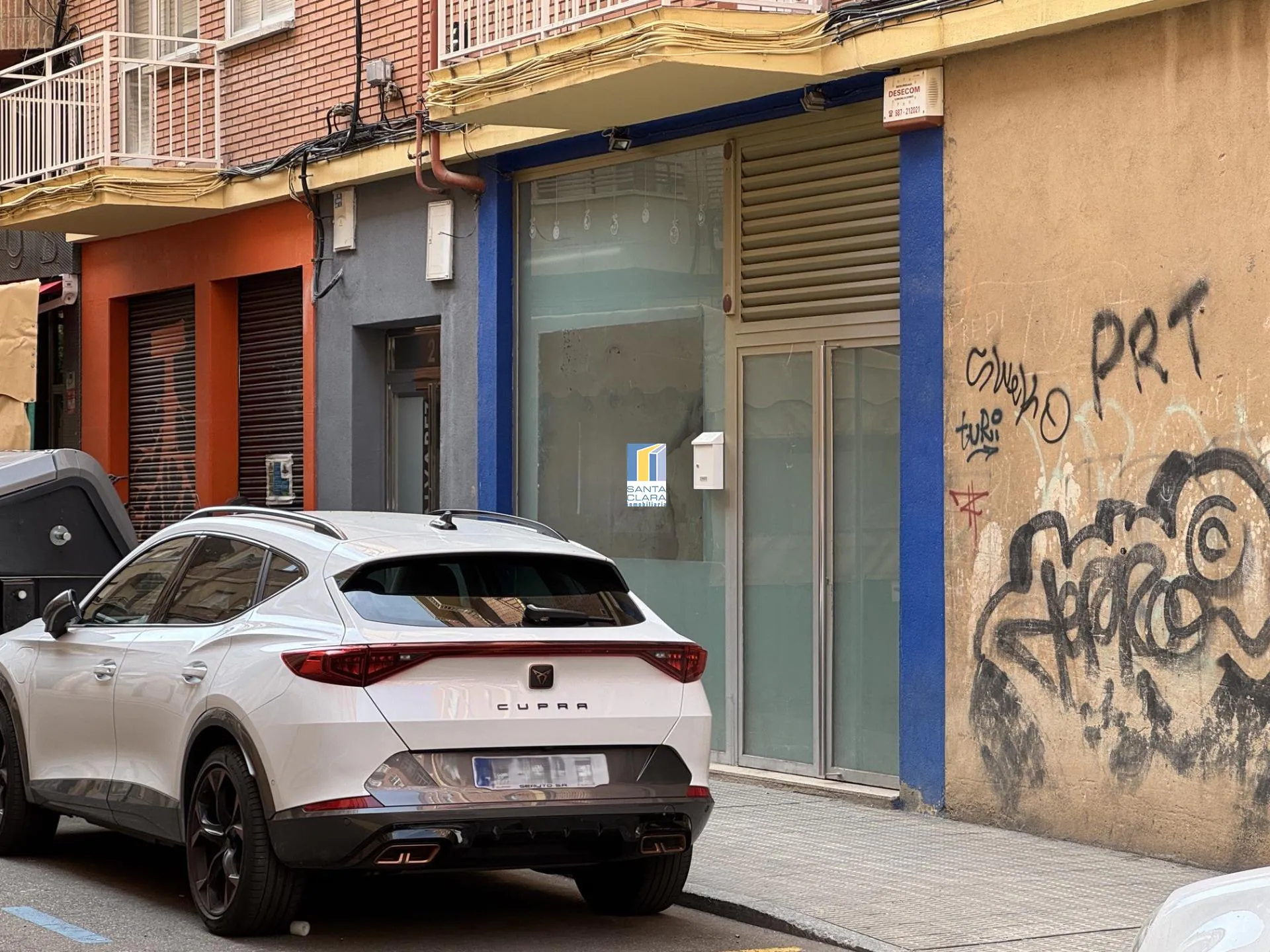 LOCAL COMERCIAL EN ALQUILER, JUNTO A TRES CRUCES, ZAMORA - Inmobiliaria Santa Clara en Zamora - Miniatura 5