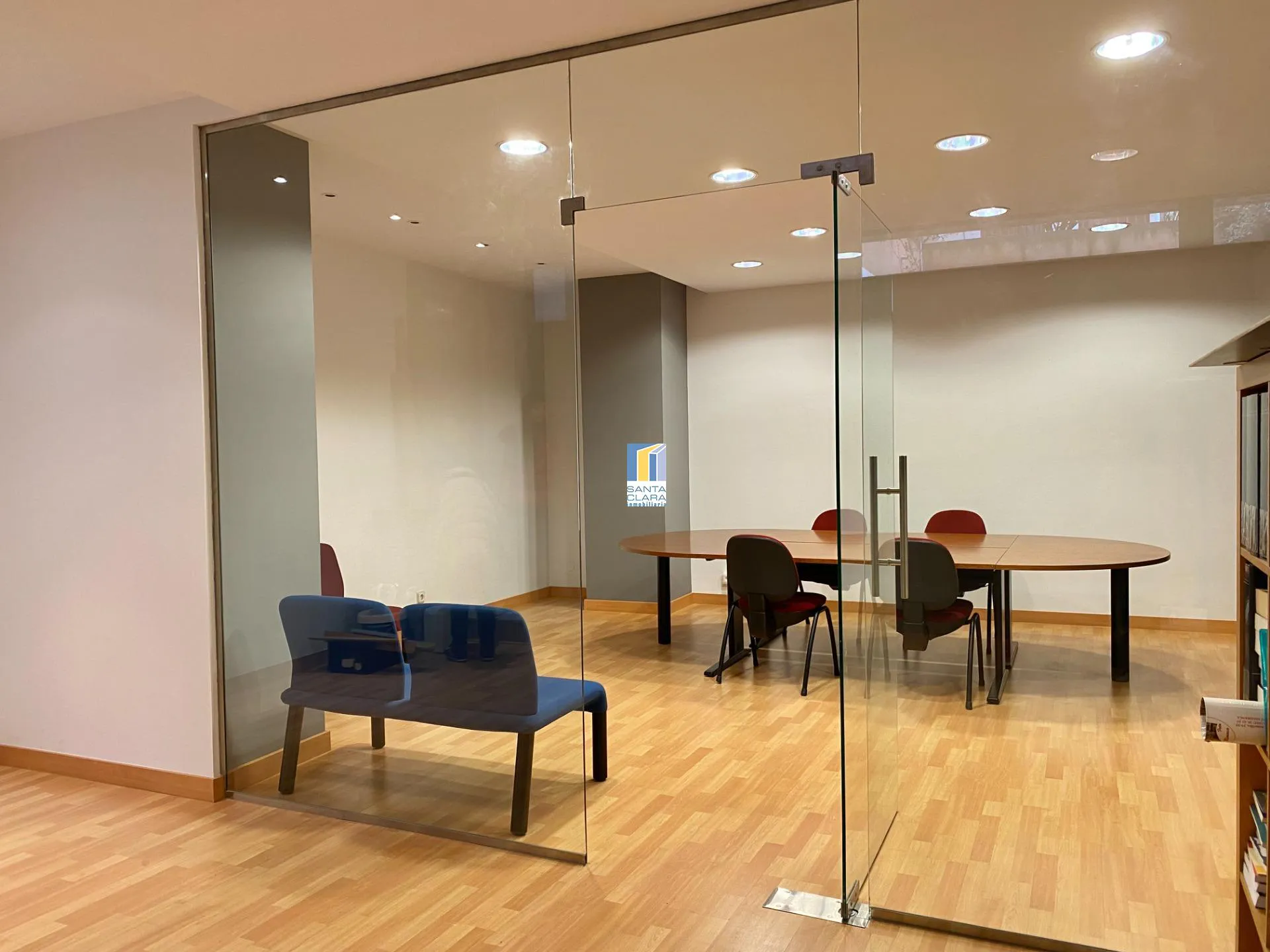 OFICINA/ LOCAL COMERCIAL EN ALQUILER CON DESPACHO Y BAÑO EN PLENO CENTRO DE ZAMORA - Inmobiliaria Santa Clara en Zamora - Imagen 1