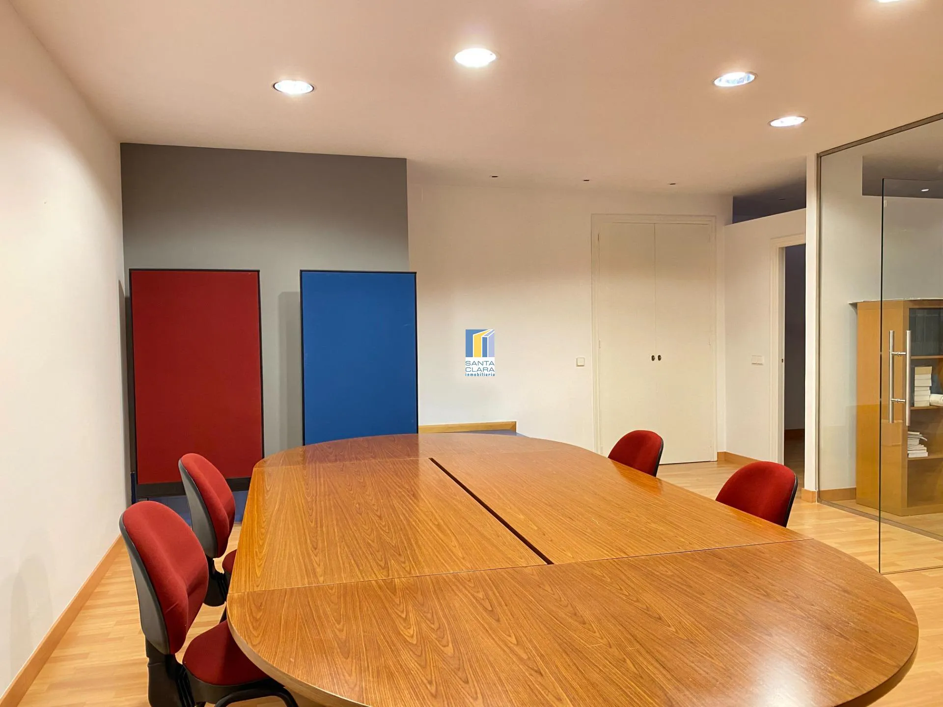 OFICINA/ LOCAL COMERCIAL EN ALQUILER CON DESPACHO Y BAÑO EN PLENO CENTRO DE ZAMORA - Inmobiliaria Santa Clara en Zamora - Miniatura 9