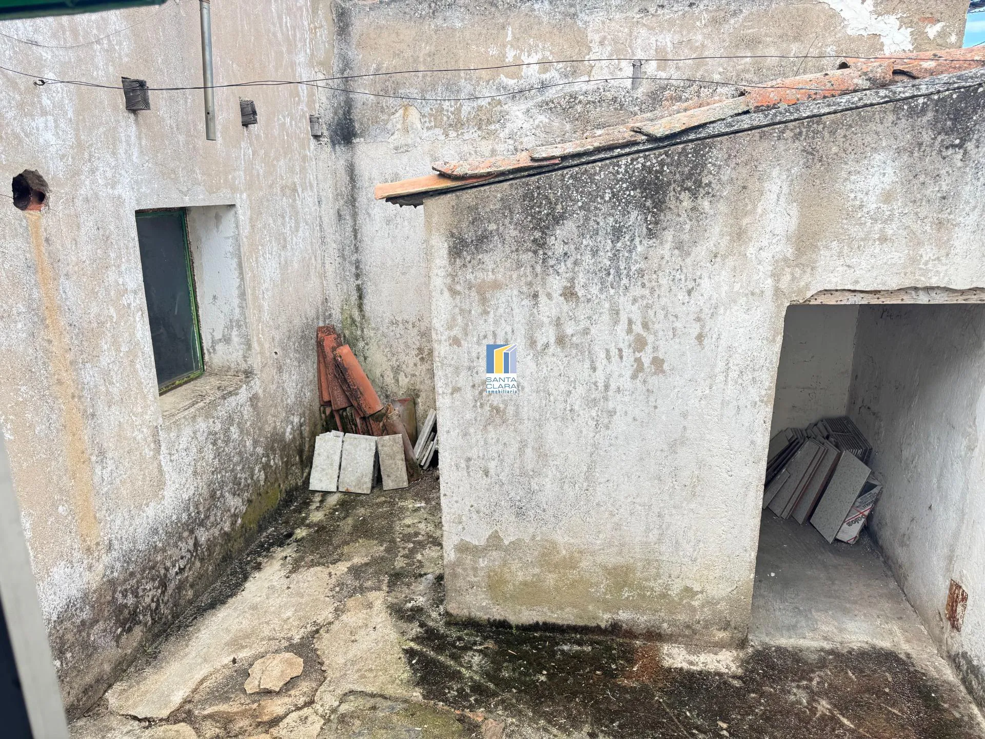 CASA EN VENTA DE 3 DORMITORIOS Y PATIO EN ZONA SAN JOSÉ OBRERO, ZAMORA. - Inmobiliaria Santa Clara en Zamora - Miniatura 12