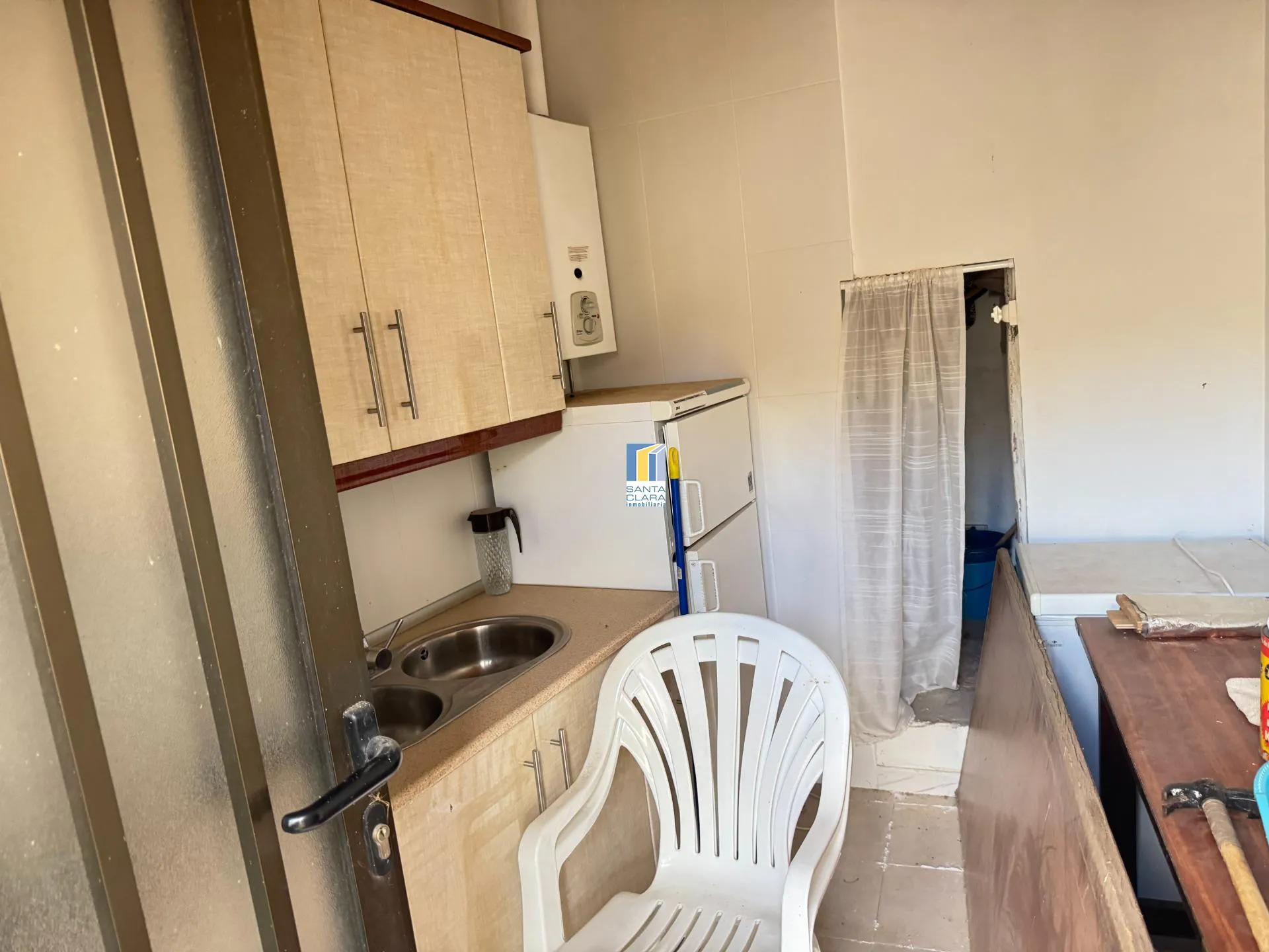 CASA EN VENTA PARA REFORMAR DE 3 DORMITORIOS Y PATIO EN VILLALPANDO, ZAMORA. - Inmobiliaria Santa Clara en Zamora - Miniatura 5