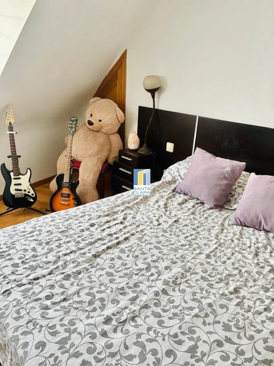 ÁTICO DÚPLEX EN VENTA CON 2 DORMITORIOS, AMPLIA TERRAZA Y GARAJE EN ZONA CENTRO, ZAMORA. - Inmobiliaria Santa Clara en Zamora - Miniatura 13