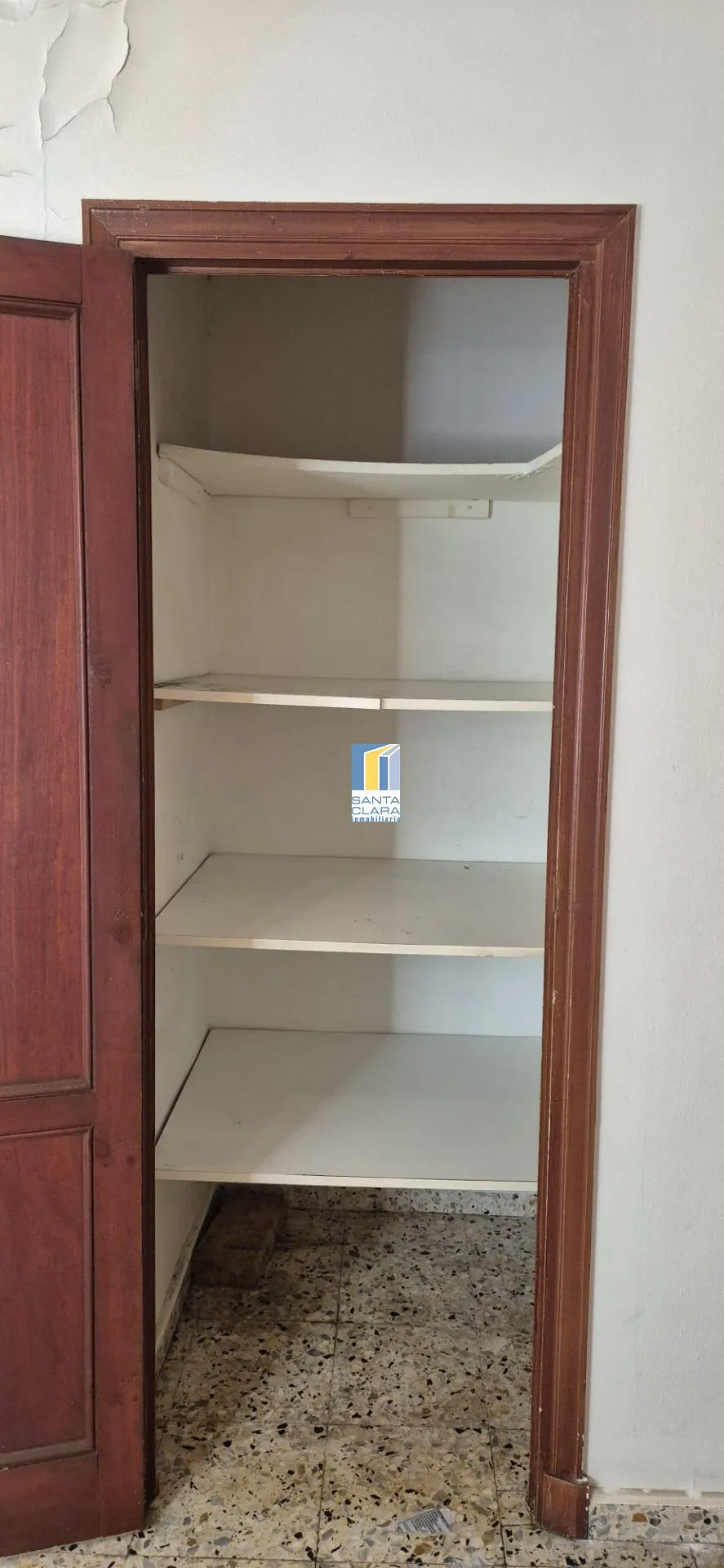 PISO EN VENTA DE 4 DORMITORIOS Y 2 BAÑOS EN ZONA TRES CRUCES, ZAMORA. - Inmobiliaria Santa Clara en Zamora - Miniatura 31