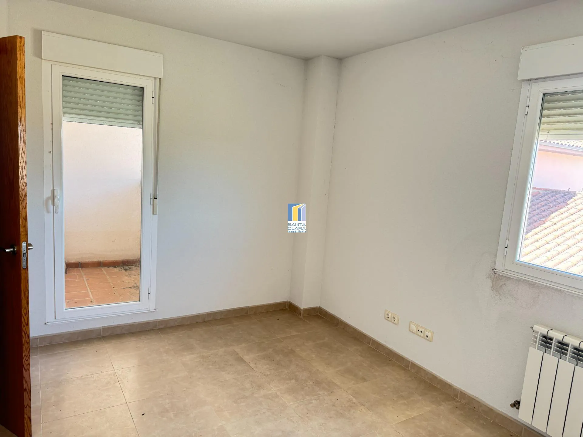 CHALET ADOSADO VPO EN VENTA CON PATIO Y GARAJE EN BERMILLO DE SAYAGO (ZAMORA) - Inmobiliaria Santa Clara en Zamora - Miniatura 13