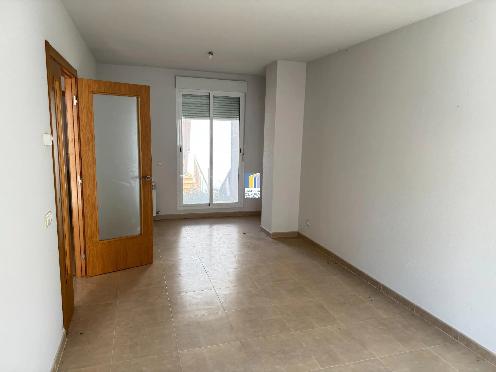 CHALET ADOSADO VPO EN VENTA CON PATIO Y GARAJE EN BERMILLO DE SAYAGO (ZAMORA) - Inmobiliaria Santa Clara en Zamora - Miniatura 5