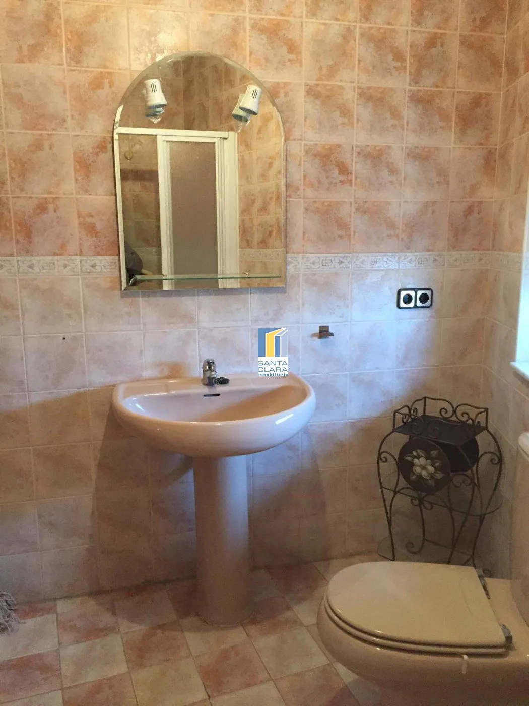 PISO AMUEBLADO EN ALQUILER CON 3 DORMITORIOS, 1 BAÑO Y FIBRA ÓPTICA EN TÁBARA (ZAMORA). - Inmobiliaria Santa Clara en Zamora - Miniatura 10