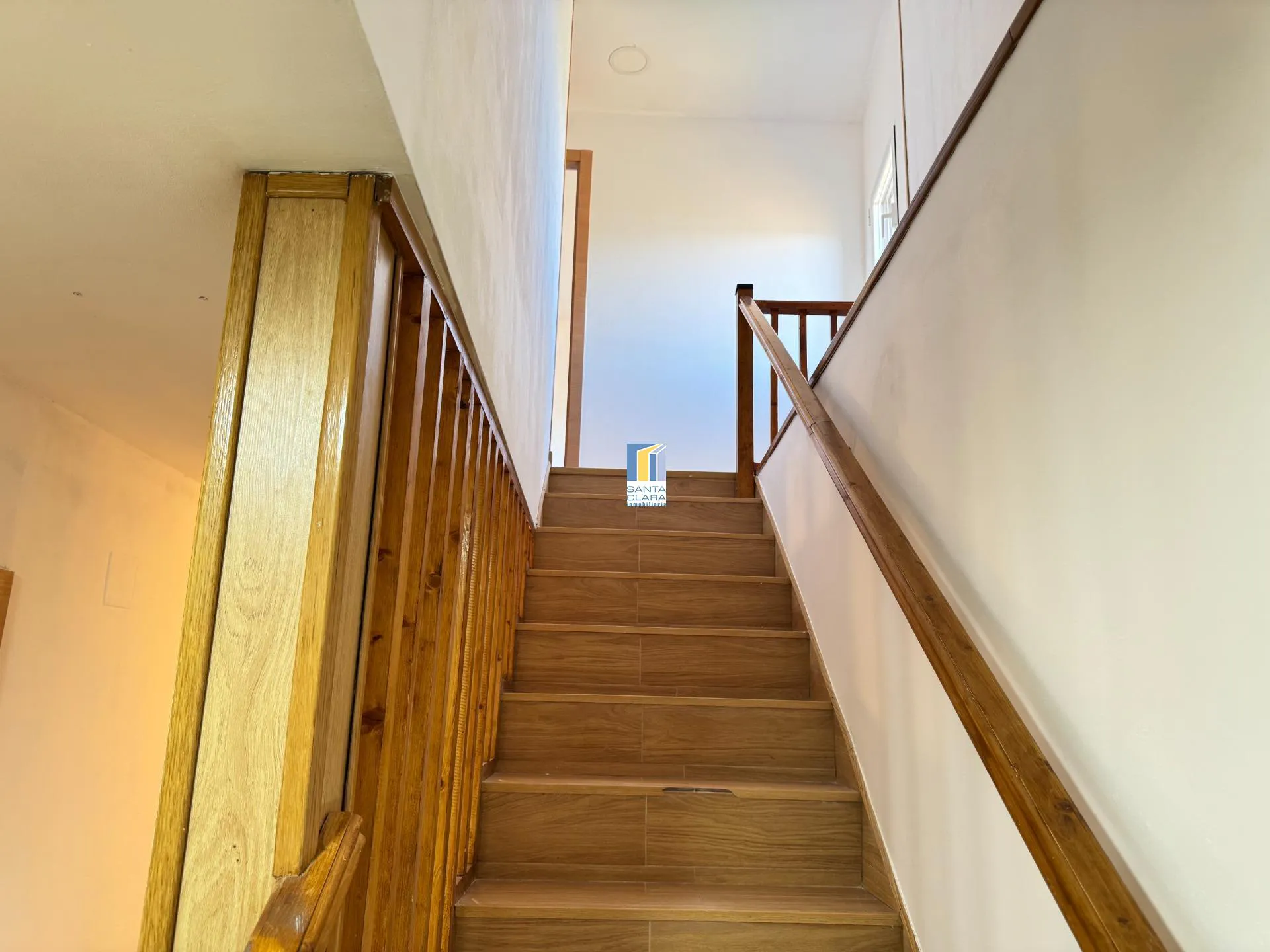 CASA EN VENTA DE 4 DORMITORIOS Y 2 BAÑOS EN ZONA LA ALBERCA, ZAMORA. - Inmobiliaria Santa Clara en Zamora - Miniatura 20