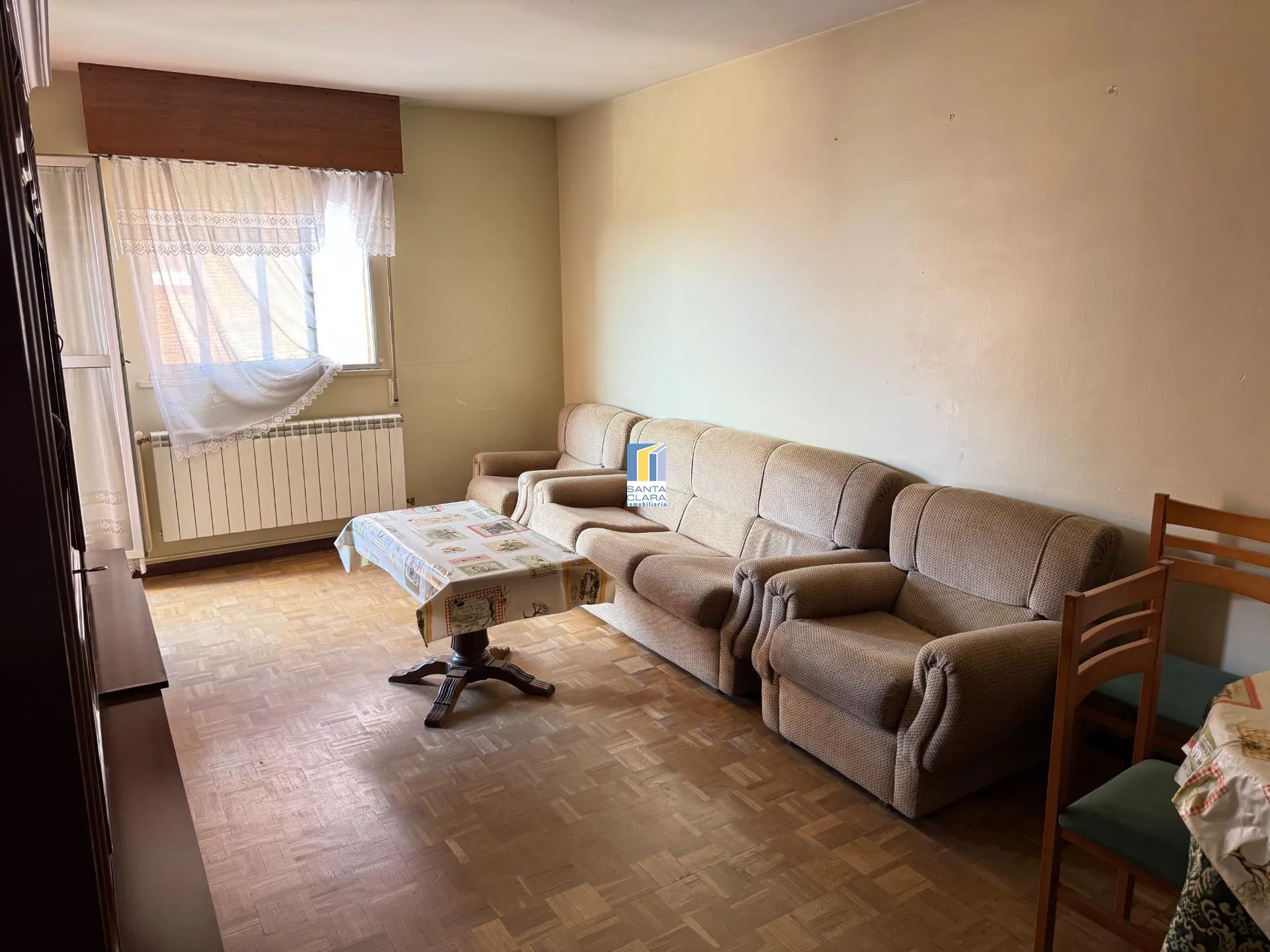 PISO EN VENTA CON 3 DORMITORIOS, PLAZA DE GARAJE Y TRASTERO EN ZONA LOS BLOQUES, ZAMORA. - Inmobiliaria Santa Clara en Zamora - Imagen 1