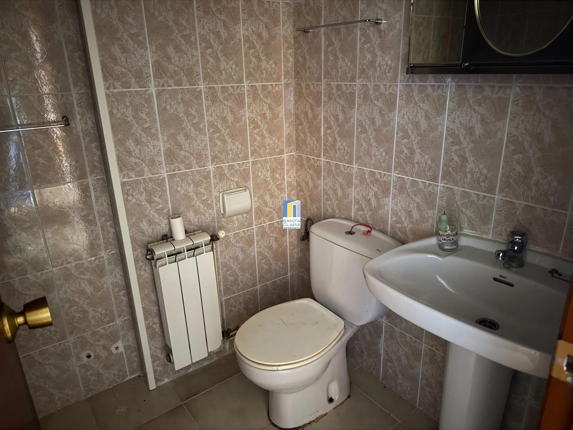 PISO EN VENTA CON 3 DORMITORIOS, PLAZA DE GARAJE Y TRASTERO EN ZONA LOS BLOQUES, ZAMORA. - Inmobiliaria Santa Clara en Zamora - Miniatura 13