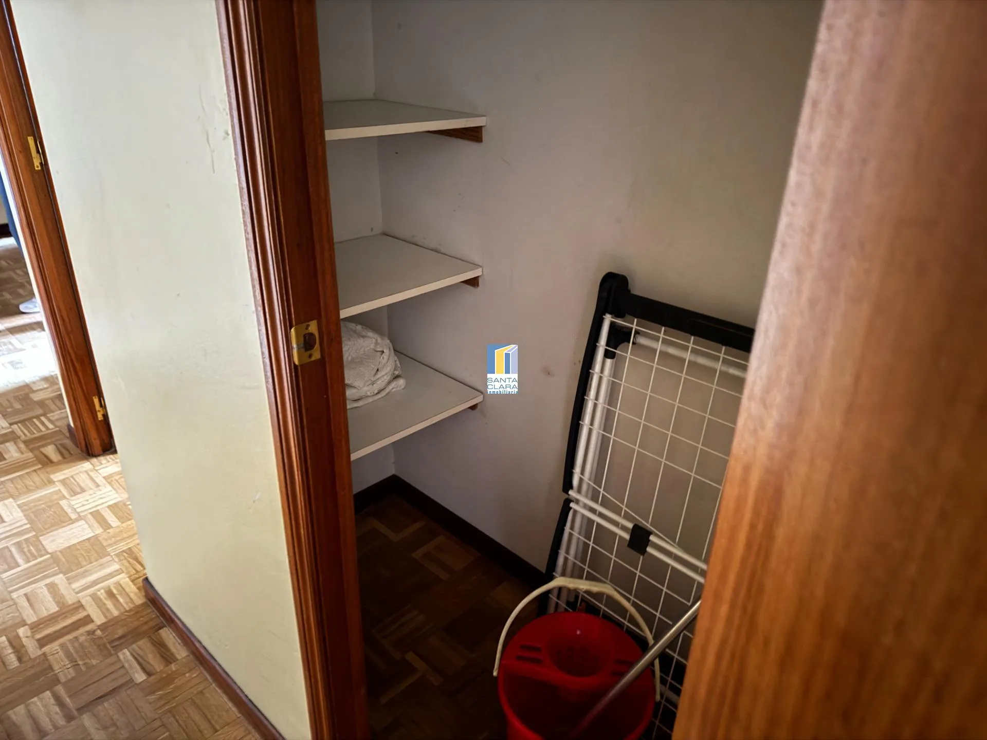 PISO EN VENTA CON 3 DORMITORIOS, PLAZA DE GARAJE Y TRASTERO EN ZONA LOS BLOQUES, ZAMORA. - Inmobiliaria Santa Clara en Zamora - Miniatura 16