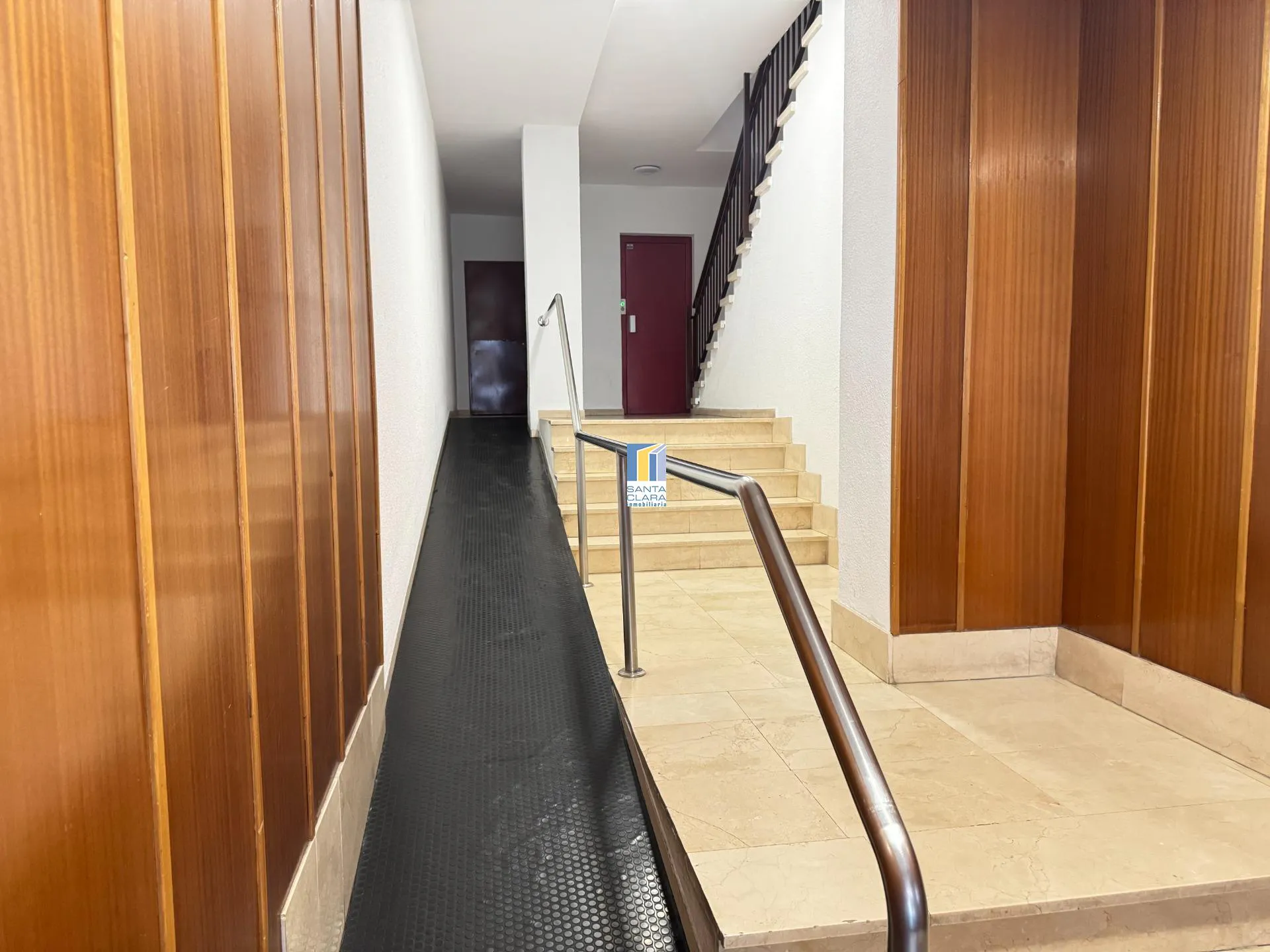 PISO EN VENTA CON 3 DORMITORIOS, PLAZA DE GARAJE Y TRASTERO EN ZONA LOS BLOQUES, ZAMORA. - Inmobiliaria Santa Clara en Zamora - Miniatura 21