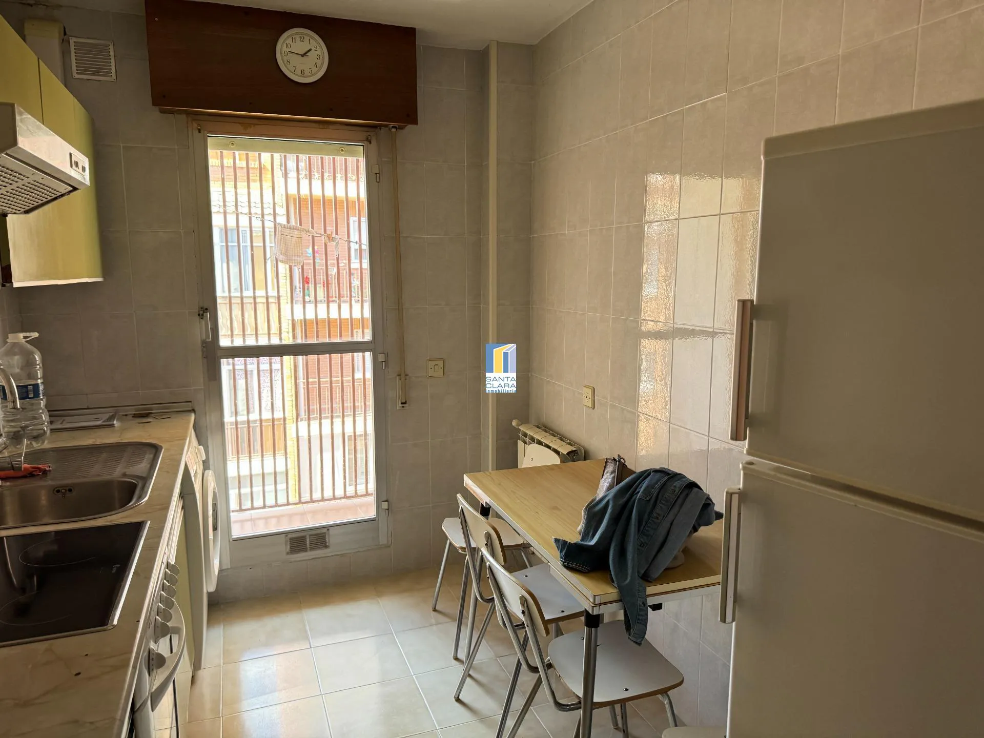 PISO EN VENTA CON 3 DORMITORIOS, PLAZA DE GARAJE Y TRASTERO EN ZONA LOS BLOQUES, ZAMORA. - Inmobiliaria Santa Clara en Zamora - Miniatura 5