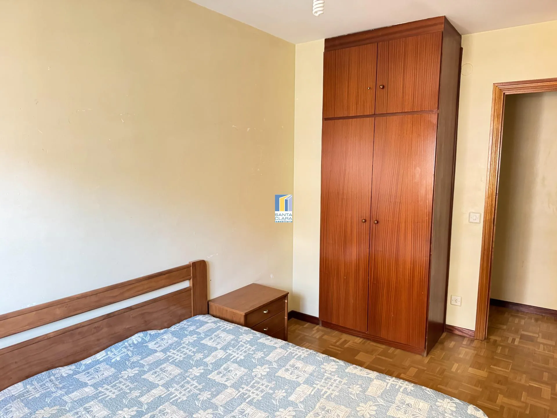 PISO EN VENTA CON 3 DORMITORIOS, PLAZA DE GARAJE Y TRASTERO EN ZONA LOS BLOQUES, ZAMORA. - Inmobiliaria Santa Clara en Zamora - Miniatura 8