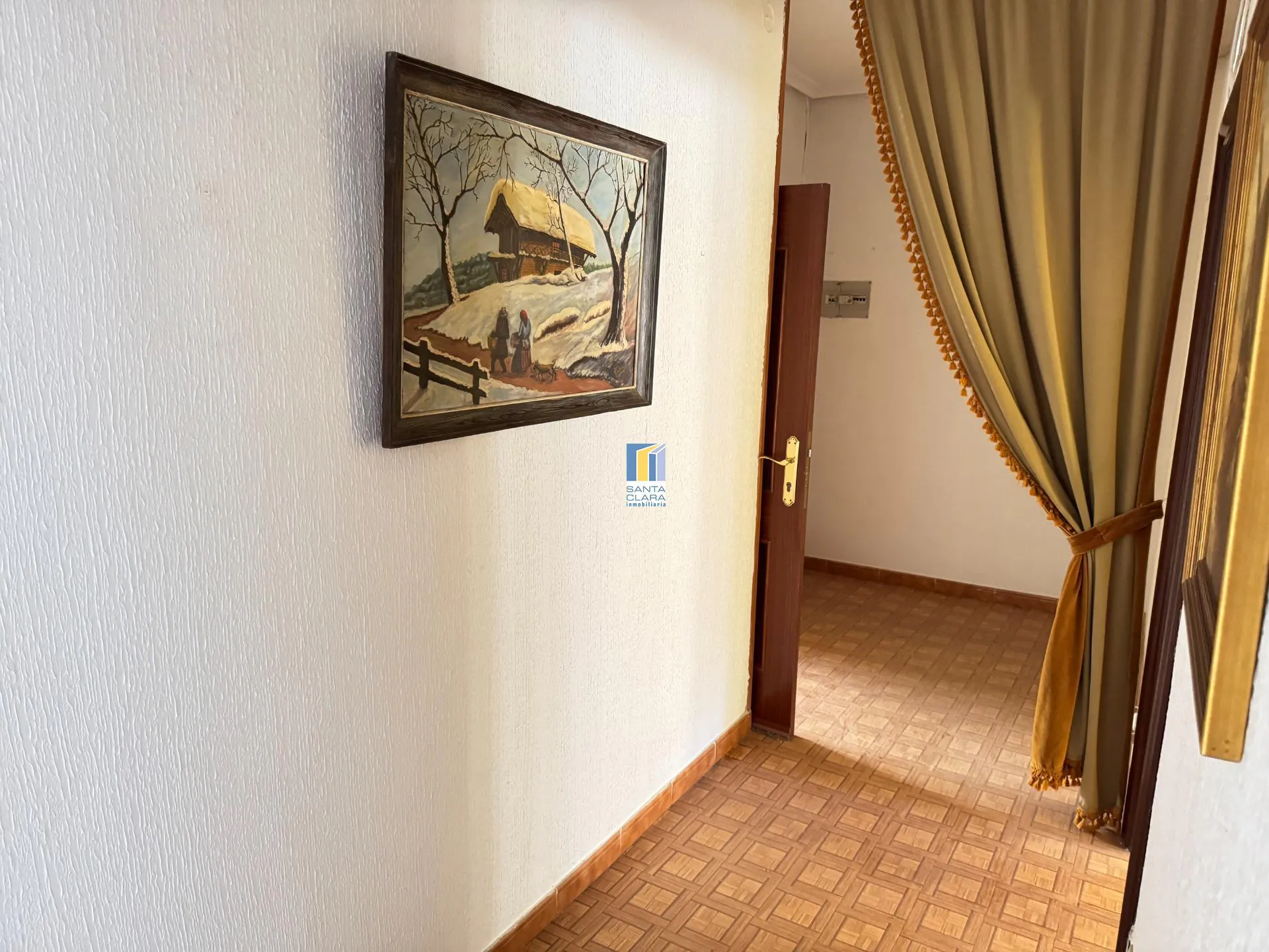 PISO EN VENTA DE 3 DORMITORIOS JUNTO A LA PLAZA MAYOR DE VILLALPANDO, ZAMORA. - Inmobiliaria Santa Clara en Zamora - Miniatura 10