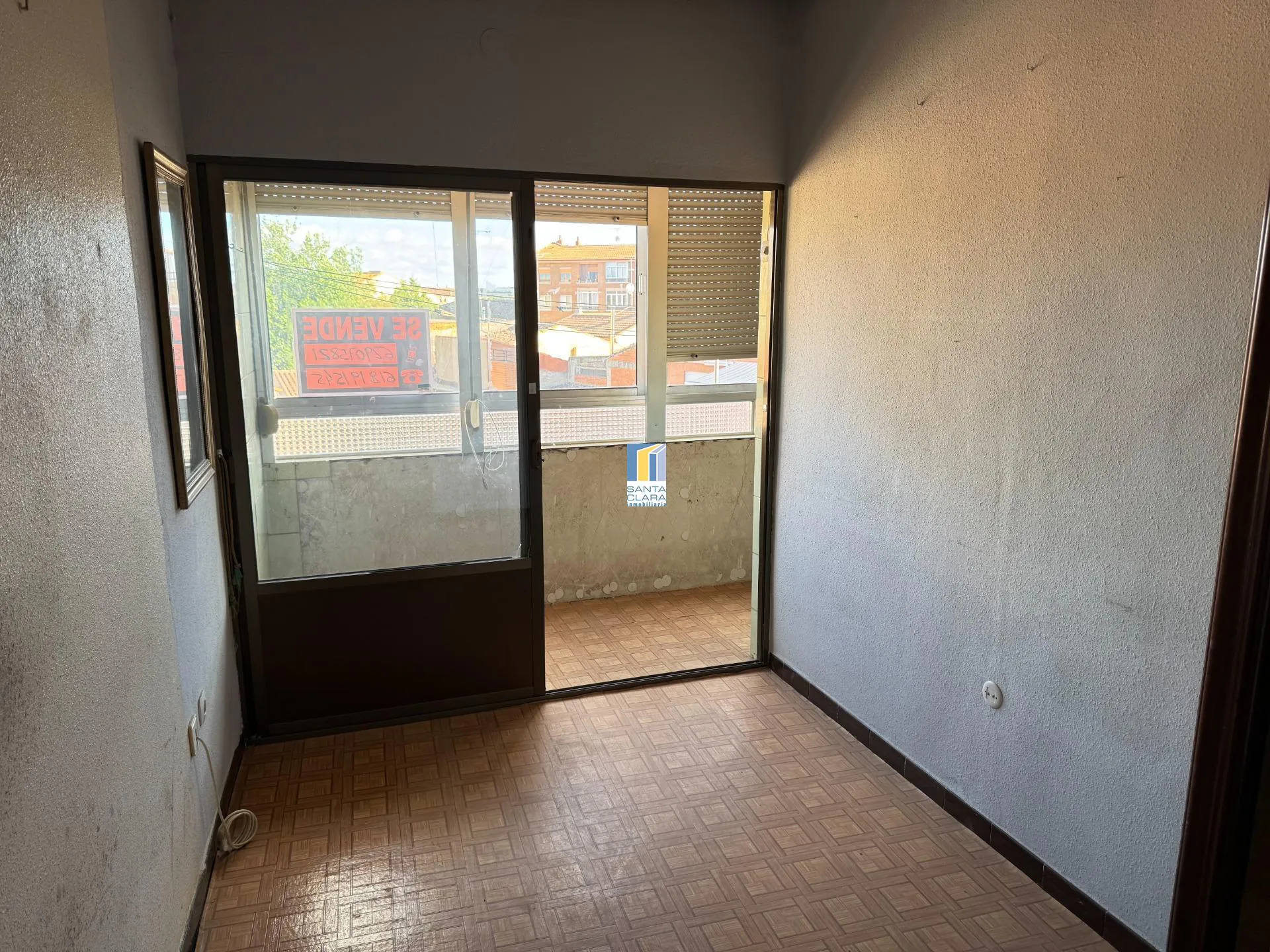 PISO EN VENTA DE 3 DORMITORIOS JUNTO A LA PLAZA MAYOR DE VILLALPANDO, ZAMORA. - Inmobiliaria Santa Clara en Zamora - Miniatura 5