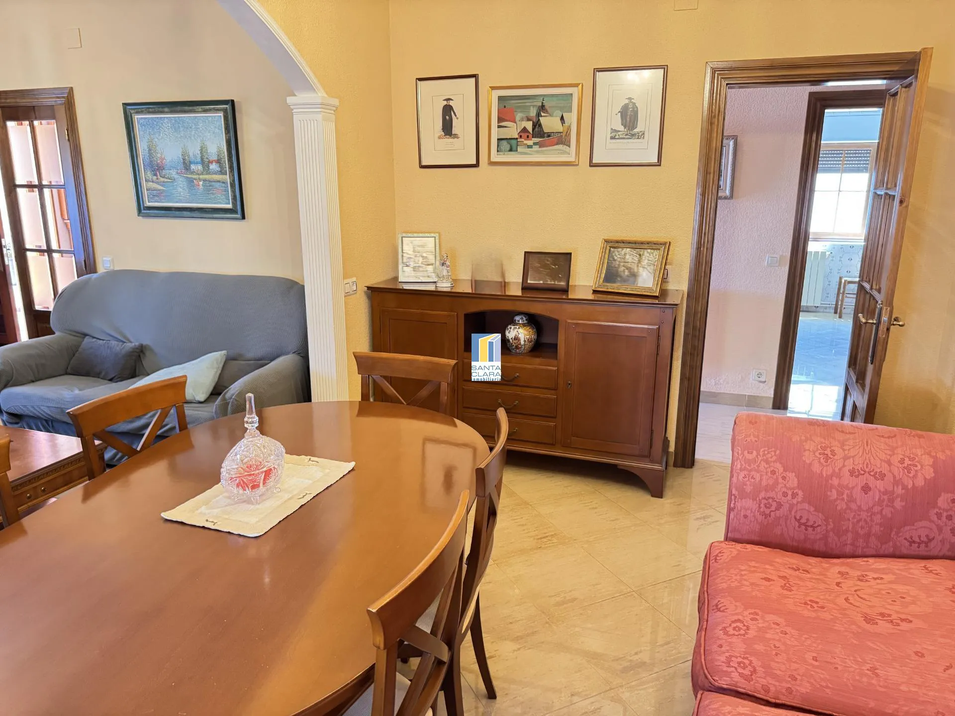 CHALET EN VENTA CON 3 DORMITORIOS, GARAJE, PATIO Y MERENDERO CON COCINA EN MORALEJA DEL VINO (ZAMORA) - Inmobiliaria Santa Clara en Zamora - Miniatura 4