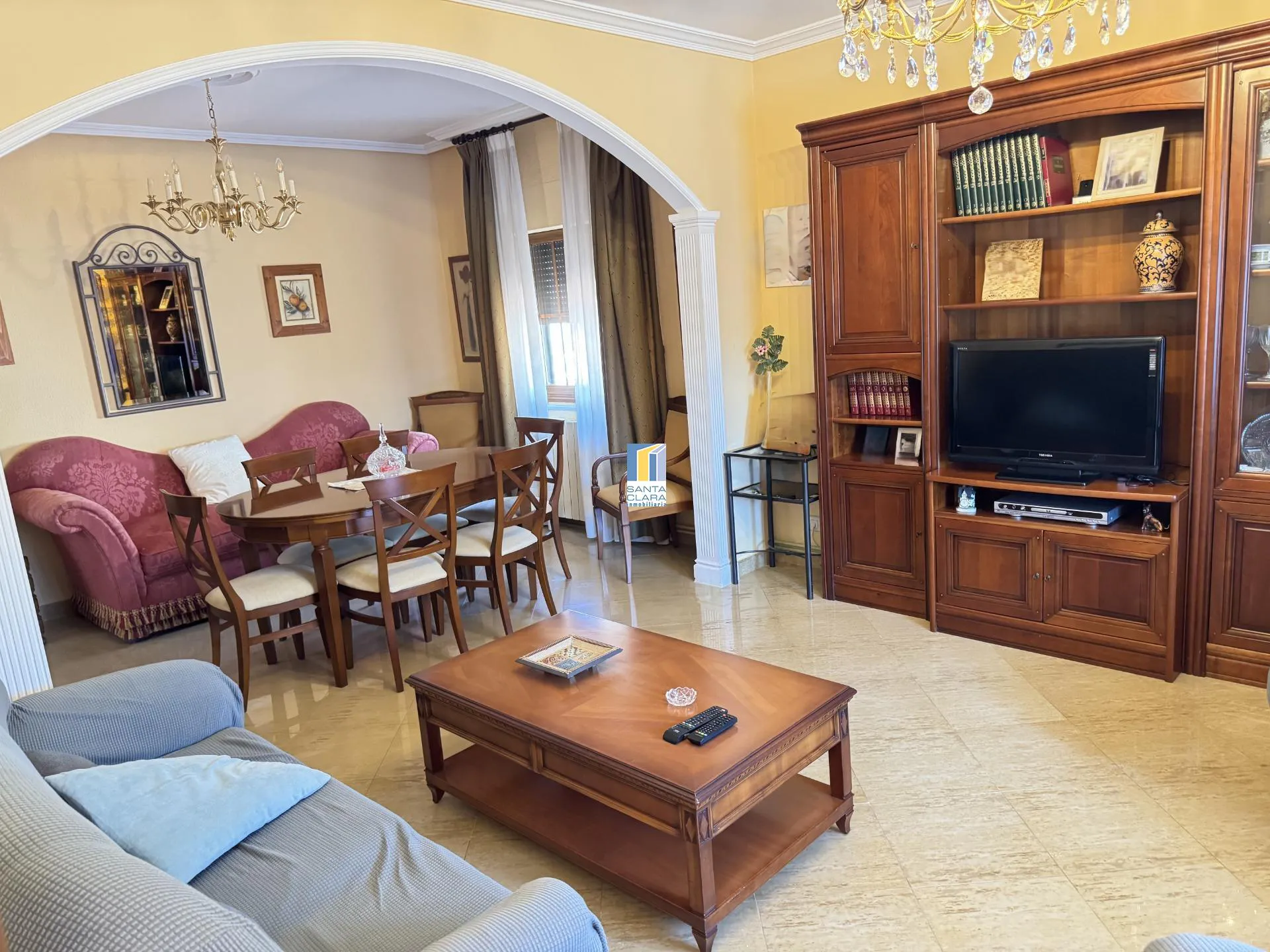 CHALET EN VENTA CON 3 DORMITORIOS, GARAJE, PATIO Y MERENDERO CON COCINA EN MORALEJA DEL VINO (ZAMORA) - Inmobiliaria Santa Clara en Zamora - Miniatura 6