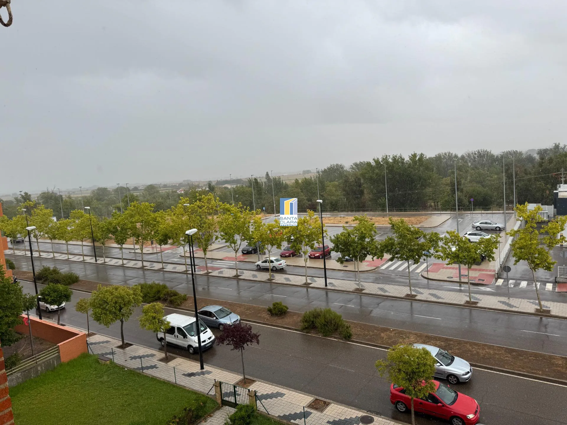 PISO EN VENTA DE 3 DORMITORIOS Y DOS TERRAZAS EN ZONA LA CANDELARIA, ZAMORA. - Inmobiliaria Santa Clara en Zamora - Miniatura 15