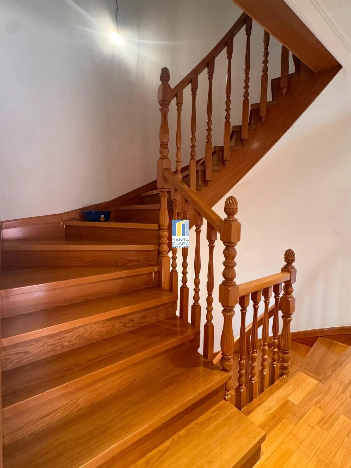 CHALET PAREADO EN VENTA CON 4 DORMITORIOS, GARAJE, JARDÍN Y BODEGA EN ZONA LAS VEGAS, ZAMORA. - Inmobiliaria Santa Clara en Zamora - Miniatura 30