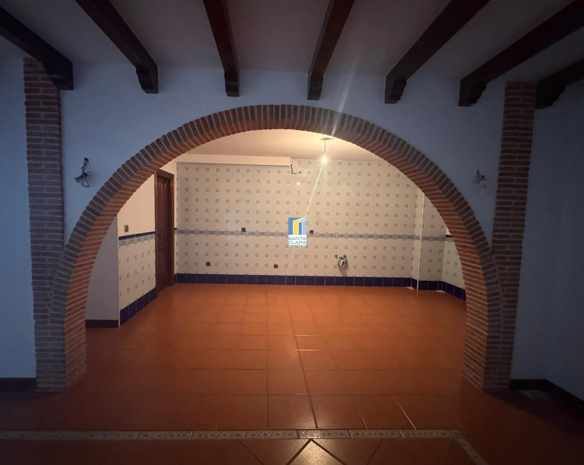 CHALET PAREADO EN VENTA CON 4 DORMITORIOS, GARAJE, JARDÍN Y BODEGA EN ZONA LAS VEGAS, ZAMORA. - Inmobiliaria Santa Clara en Zamora - Miniatura 45