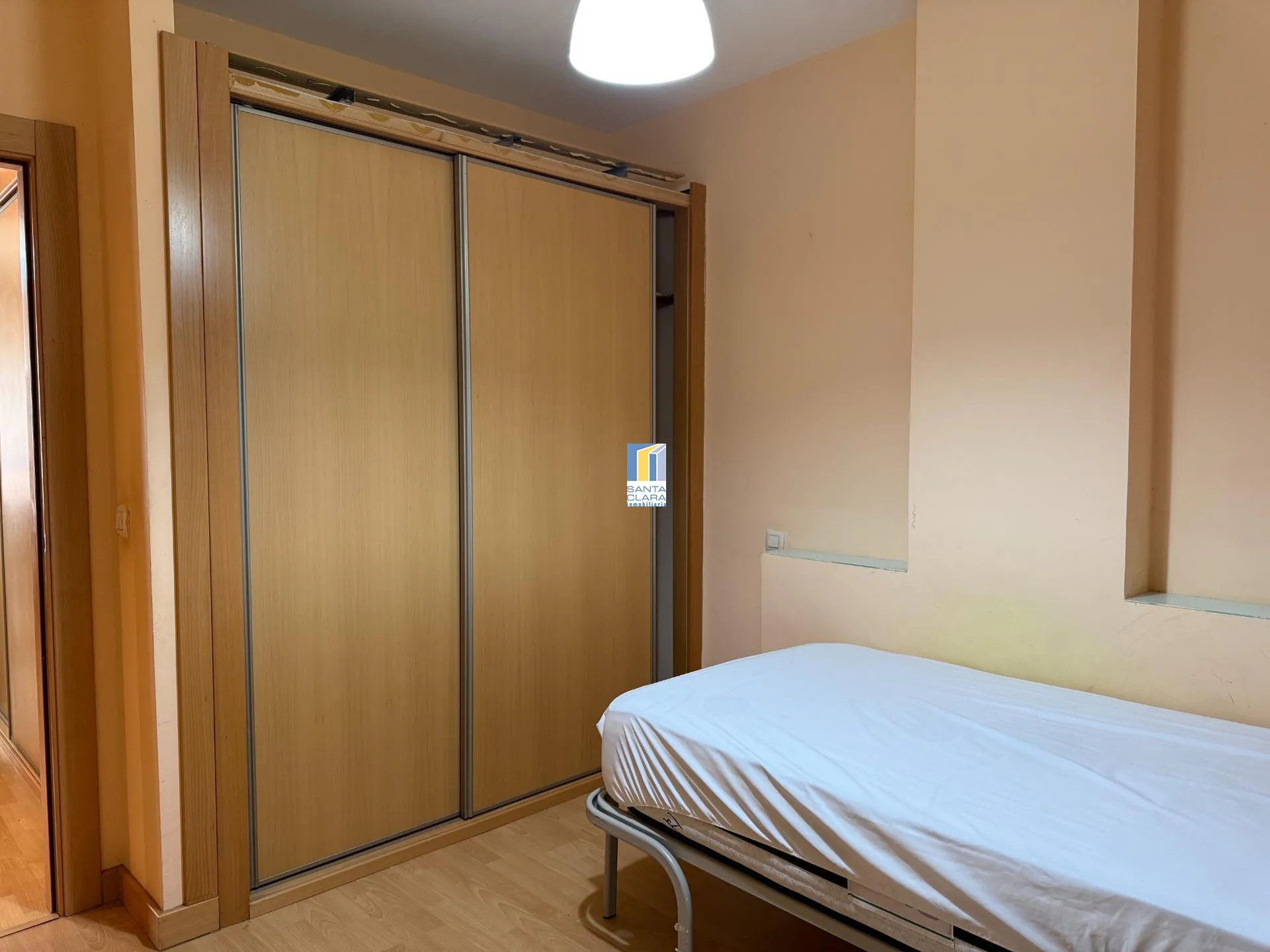 PISO EN VENTA CON 2 DORMITORIOS Y POSIBILIDAD DE PLAZA DE GARAJE EN PLENO CENTRO DE ZAMORA - Inmobiliaria Santa Clara en Zamora - Miniatura 17