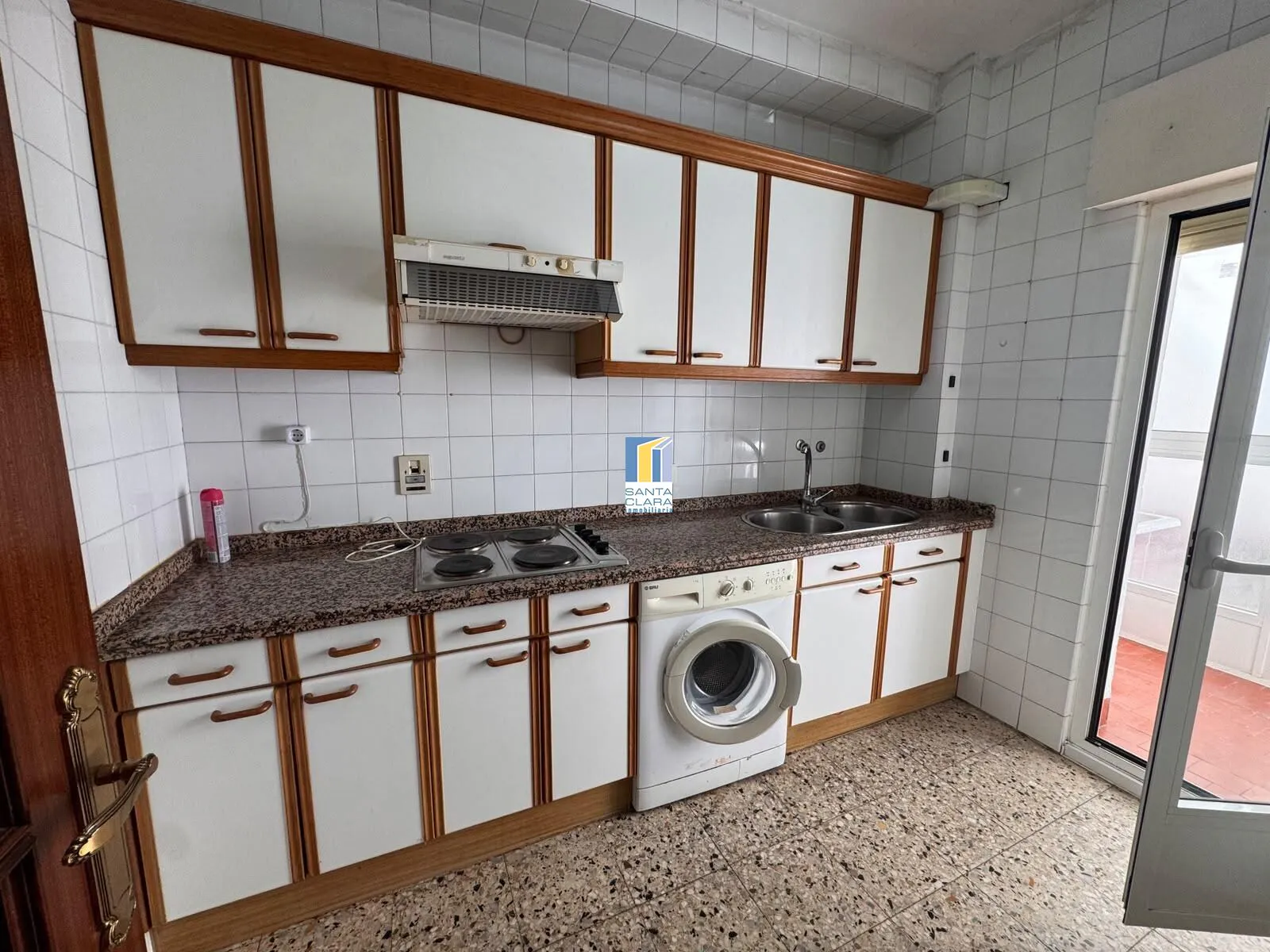 PISO EN VENTA DE 4 DORMITORIOS Y 2 BAÑOS EN ZONA TRES CRUCES, ZAMORA. - Inmobiliaria Santa Clara en Zamora - Miniatura 14