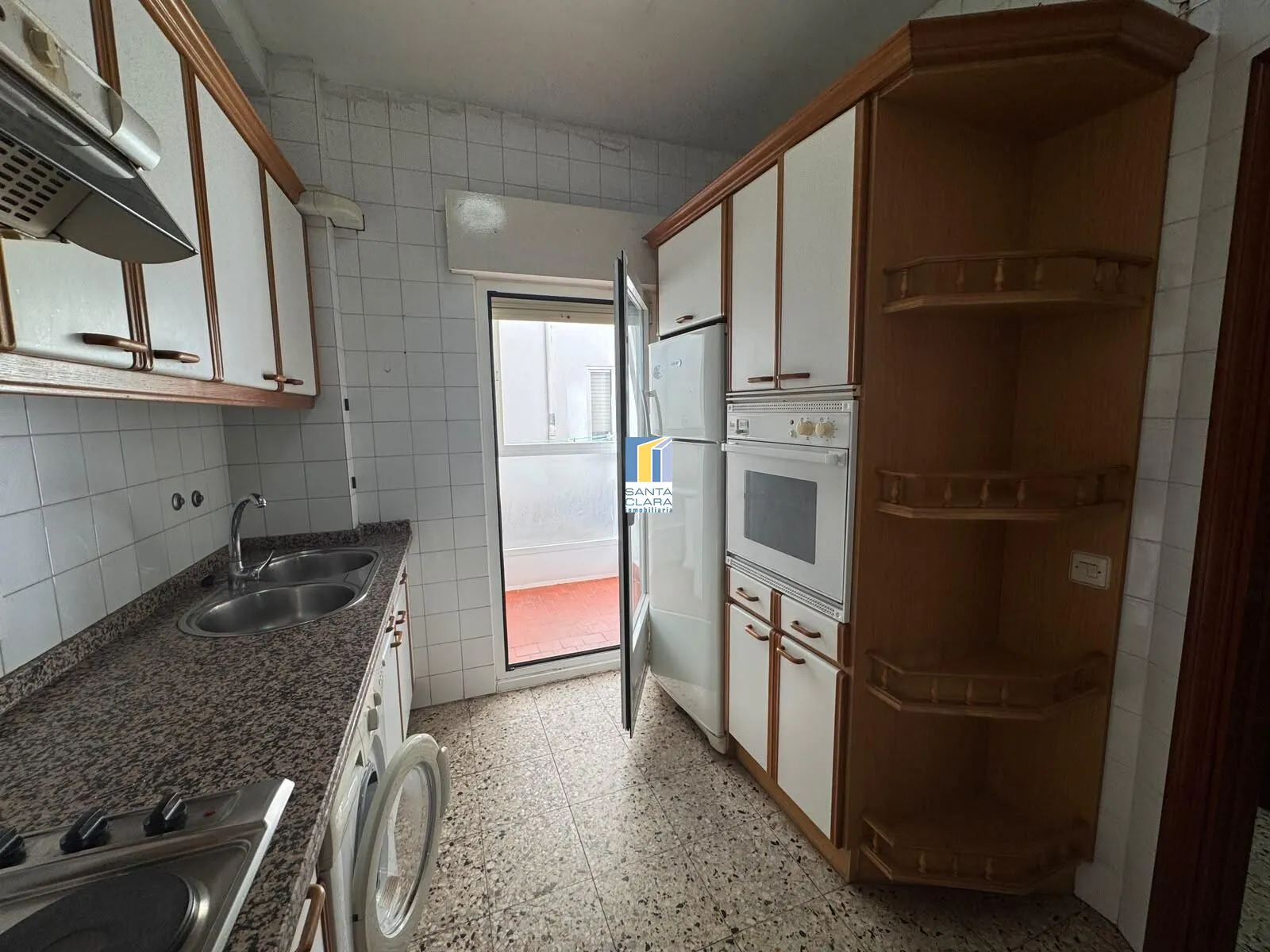 PISO EN VENTA DE 4 DORMITORIOS Y 2 BAÑOS EN ZONA TRES CRUCES, ZAMORA. - Inmobiliaria Santa Clara en Zamora - Miniatura 15